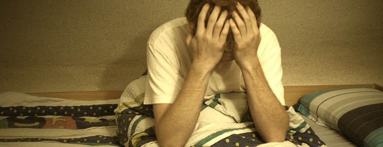 mann_bett_erektion_depression