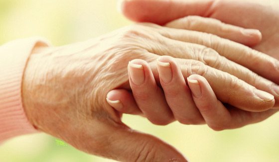 hande-alt_pflege_head