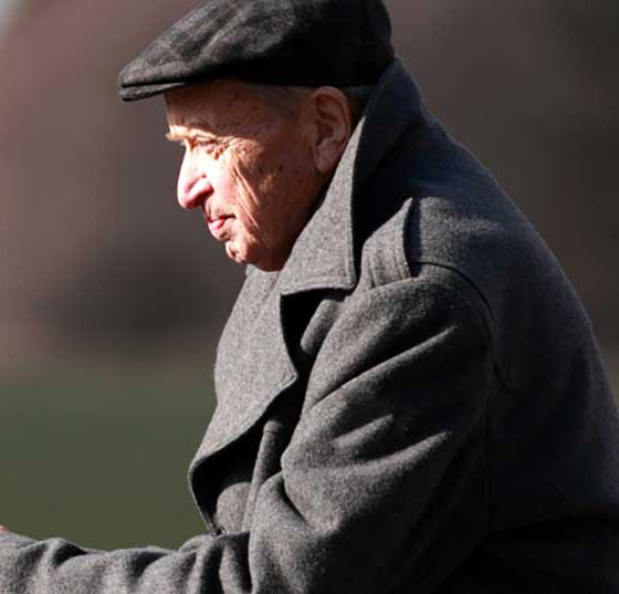 senior_mann_depression_sorgen