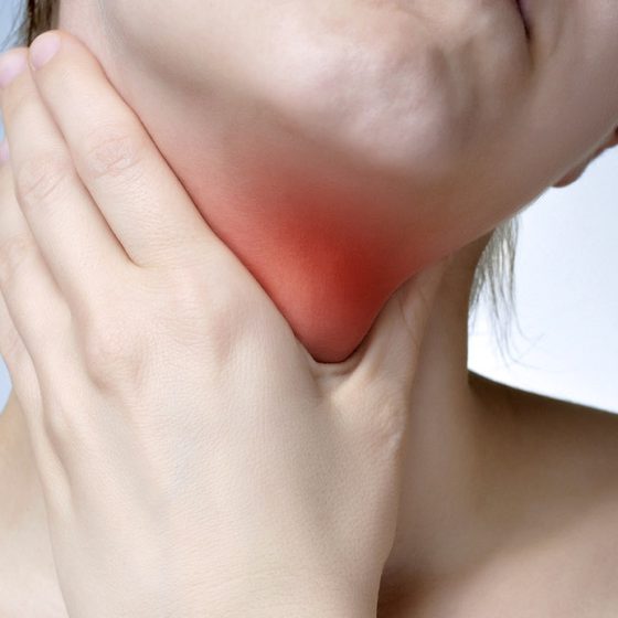 hals_schmerz_rachen_110839574_m