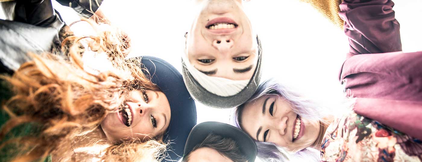 kinder_teenager_gruppe