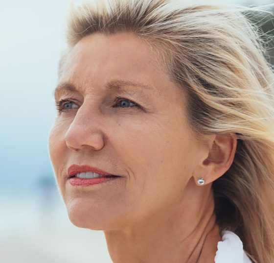 frau_strand_mittelalter