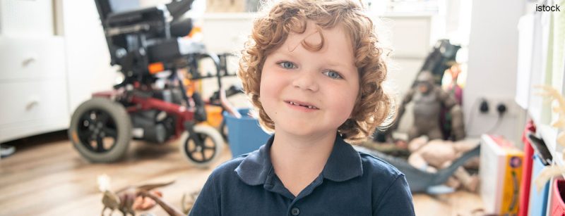 kind_rollstuhl2