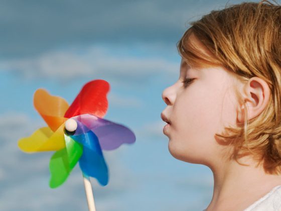 kind_blasen_istock-186819714