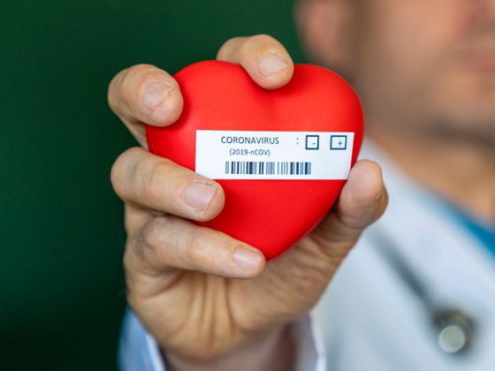 corona_herz_istock-1213935097