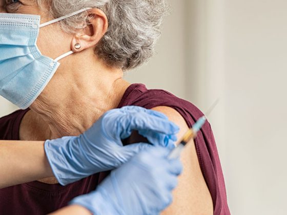 coronaimpfung_istock-1284869084