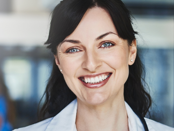 frau_aerztin_istock-991799006