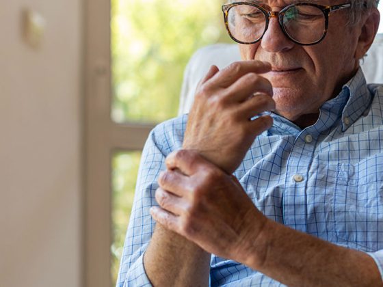 arthritis_hand_istock-1253815363