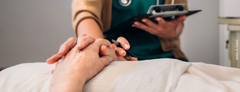 sterben-trost_istock-1219136359