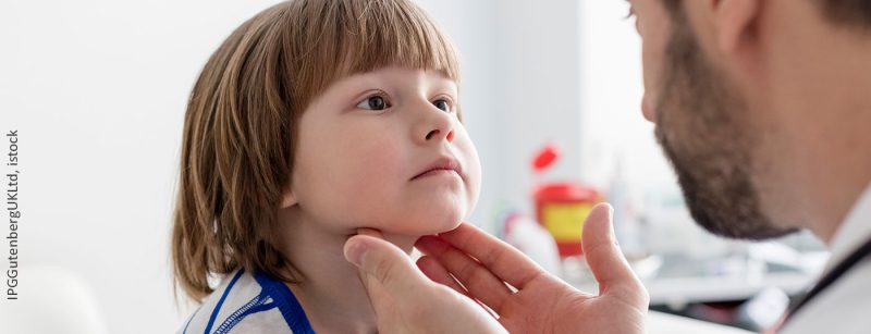 kind_arzt_istock-1152443341